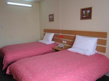 Home Inn Suzhoutrain Station North Square Szucsou Kültér fotó